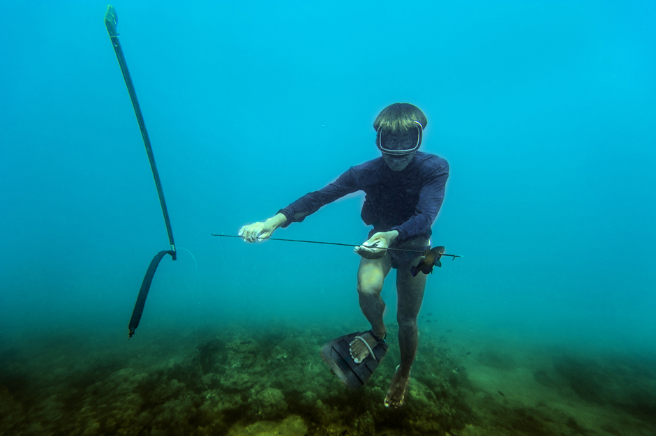  Badjao fisherman with catch